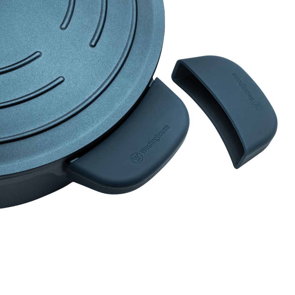 Westinghouse 11-Inch Casserole with Lid - Performance Series