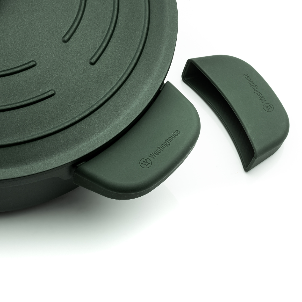 Westinghouse 9.5-Inch Casserole with Lid Performance Series